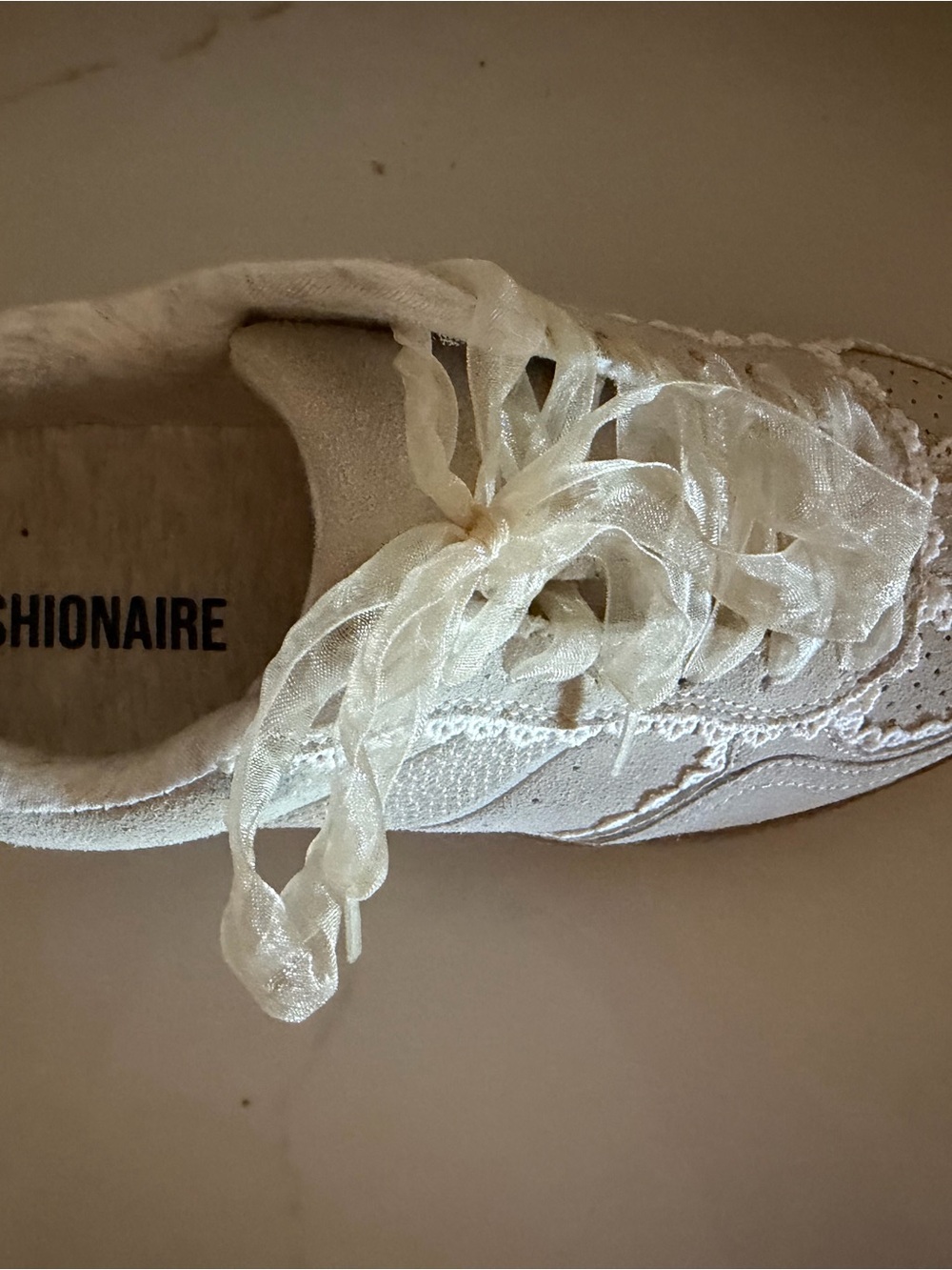 Cream Lace-Trim Casual Sneakers with Organza Bows - Picture 3 of 4